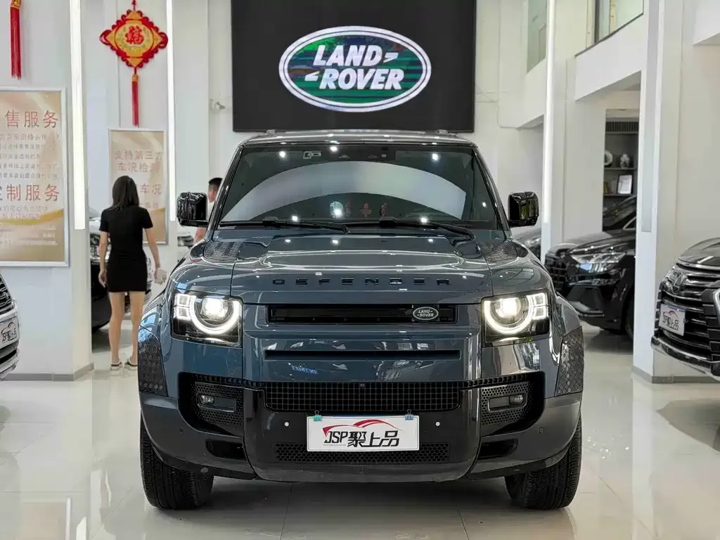 Land Rover Defender — фото 10