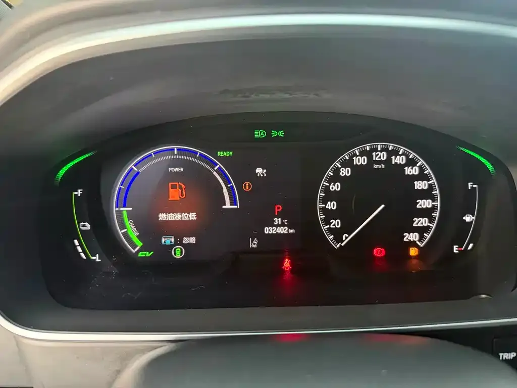 Honda Odyssey — фото 10