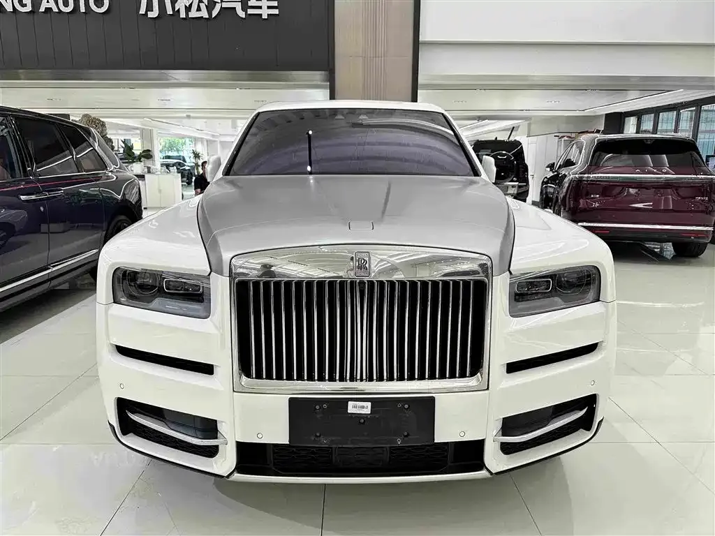 Rolls-Royce Cullinan — фото 6