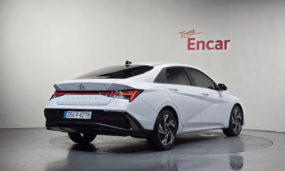 Hyundai AVANTE — фото 4