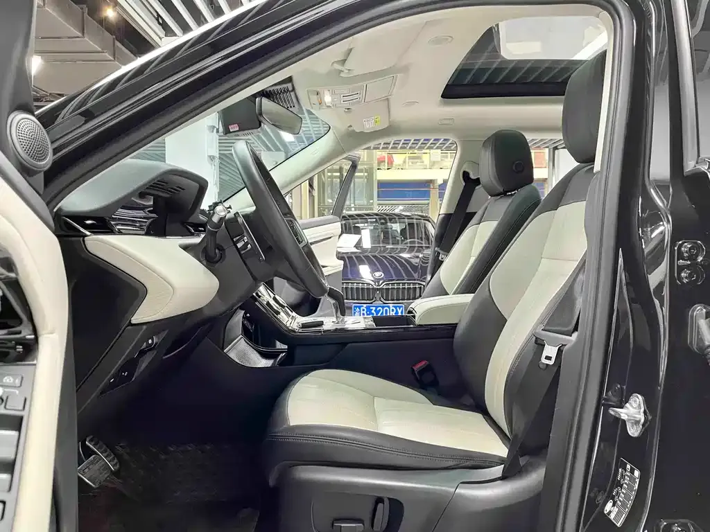 Land Rover Evoque — фото 3