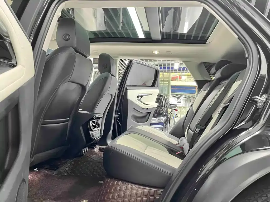 Land Rover Evoque — фото 4