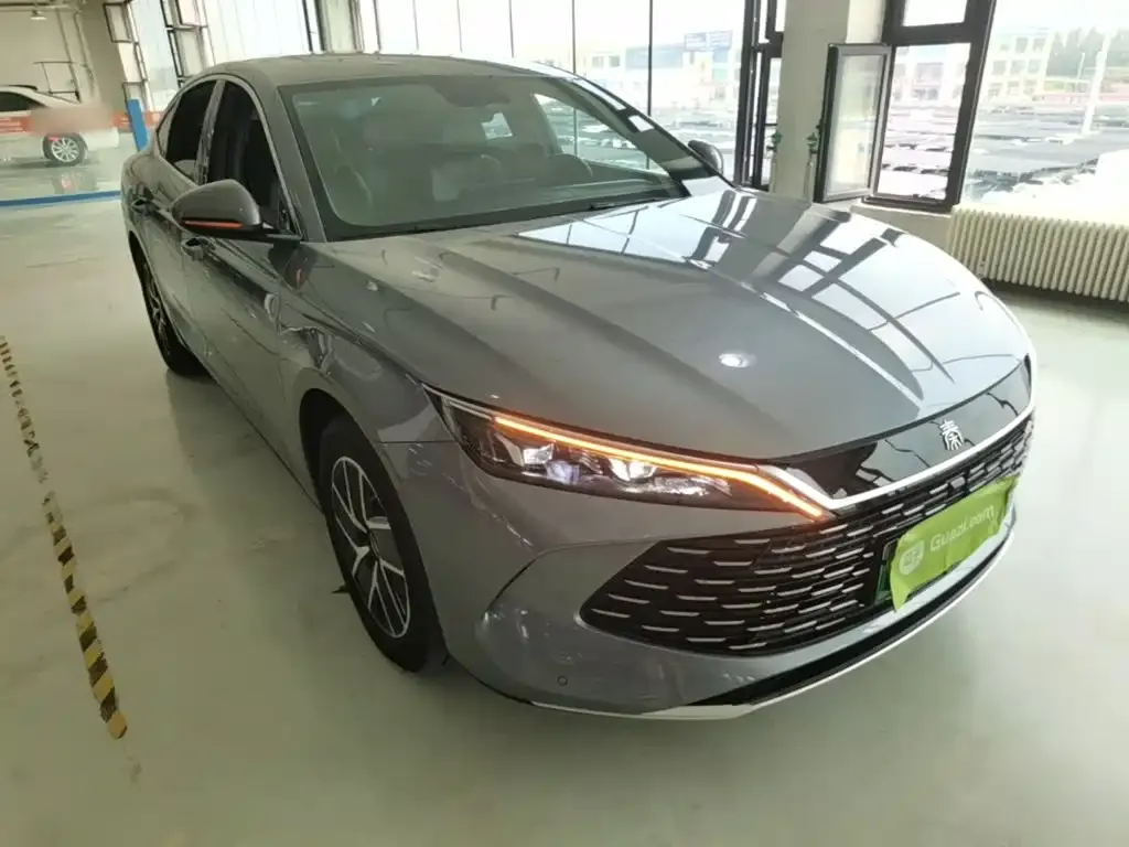 BYD Qin L — фото 5