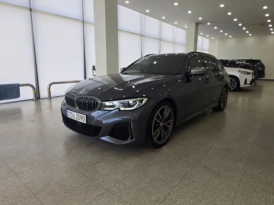 BMW 3-Series — фото 1