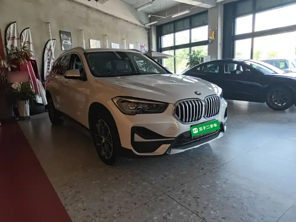 BMW X1 — фото 2