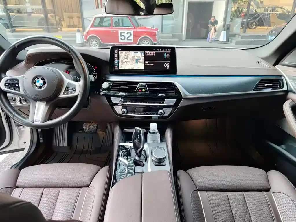BMW 5 Series New Energy — фото 6