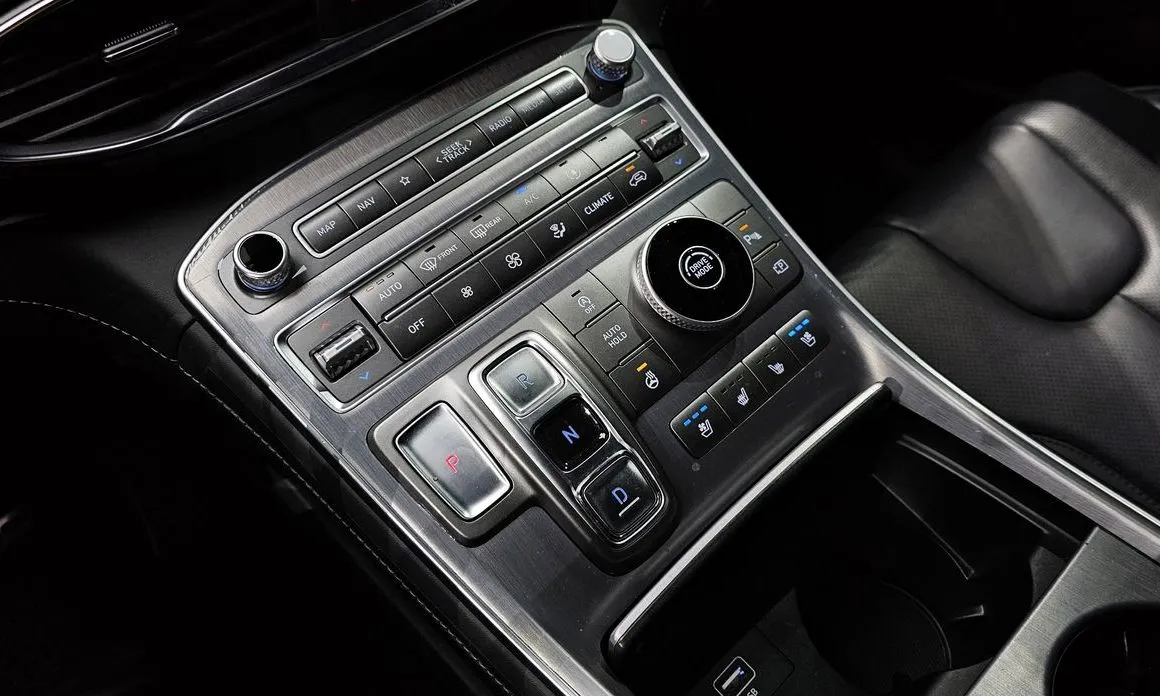 Hyundai Santafe — фото 5