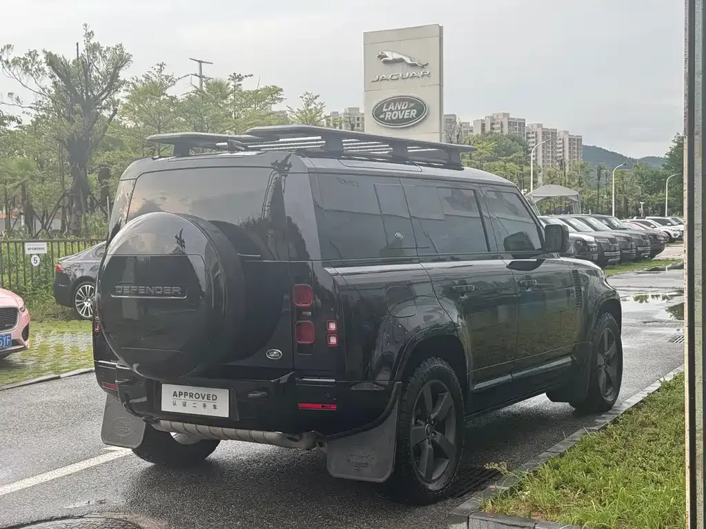 Land Rover Defender — фото 4