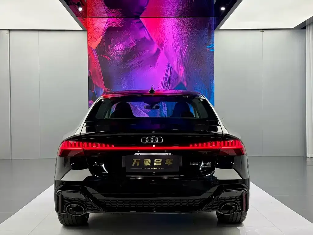 Audi A7 — фото 5