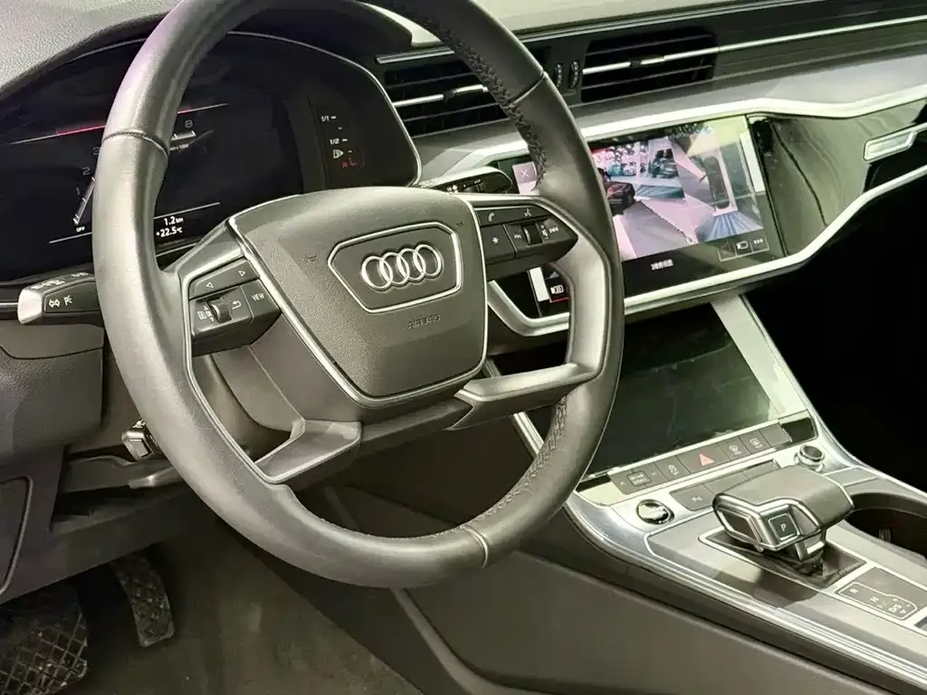 Audi A7 — фото 9