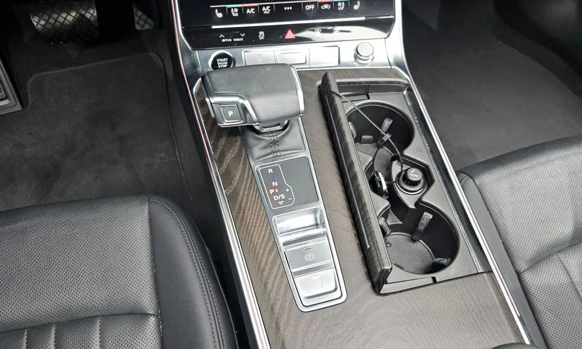 Audi A6 — фото 7