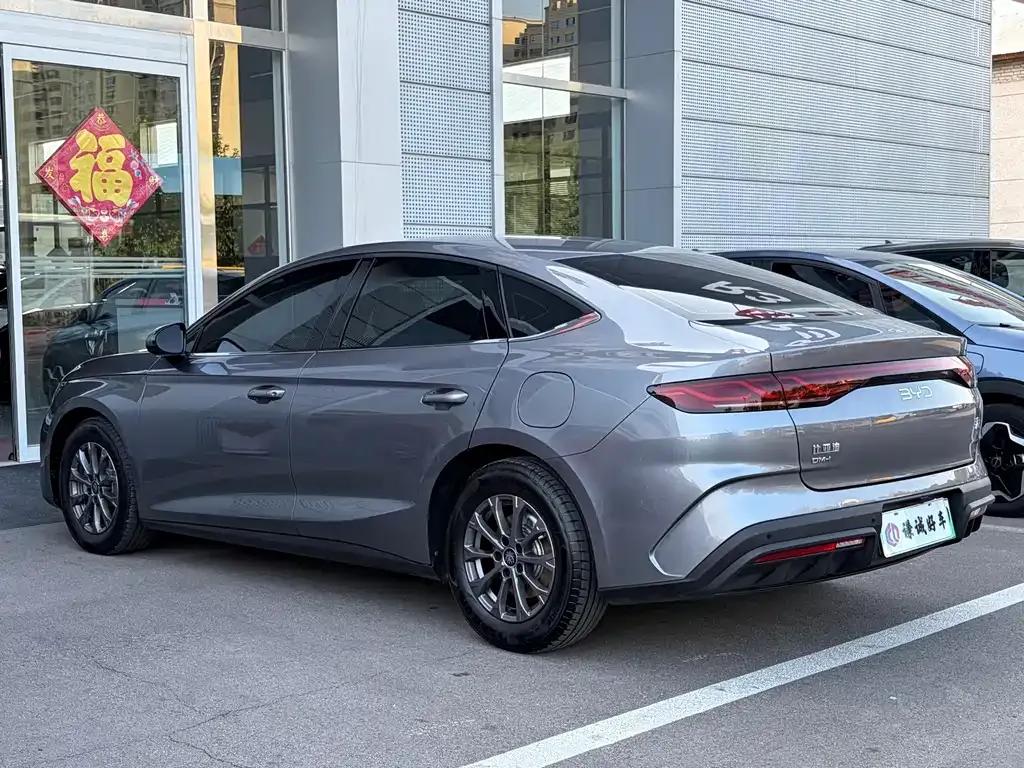 BYD Qin L — фото 7