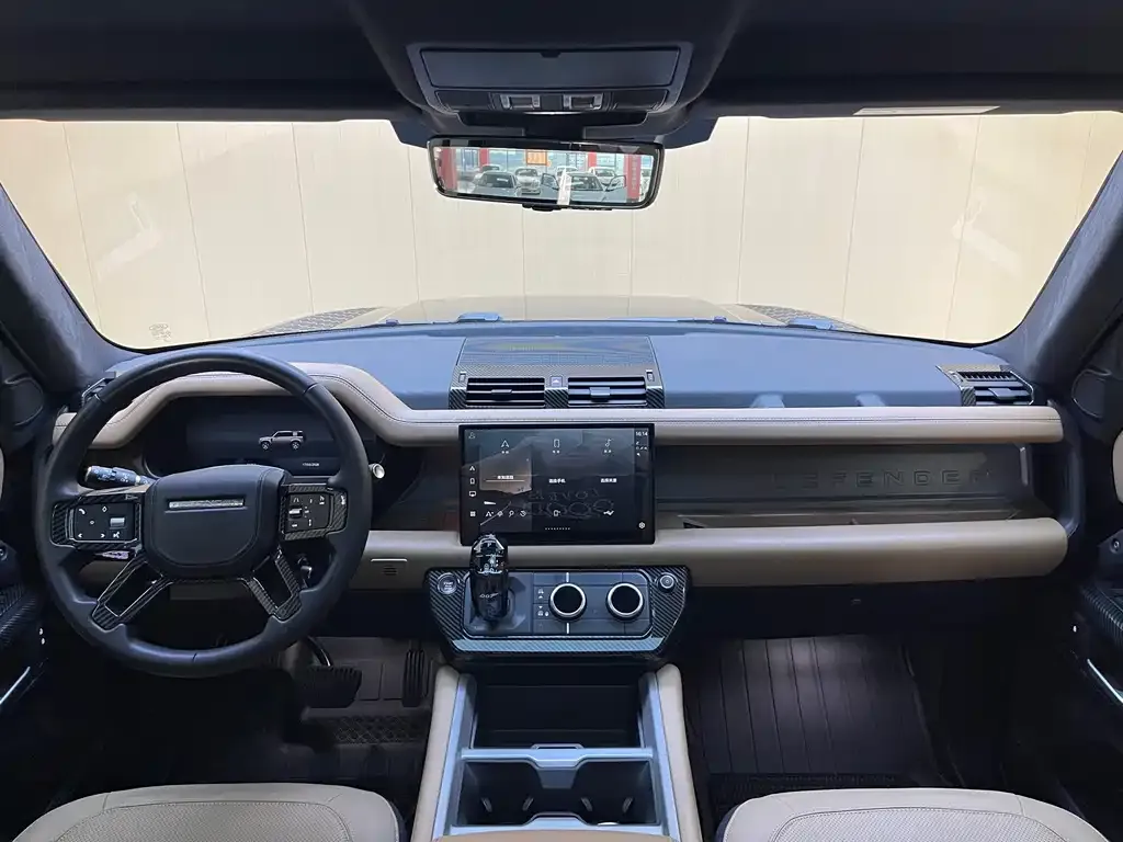 Land Rover Defender — фото 10