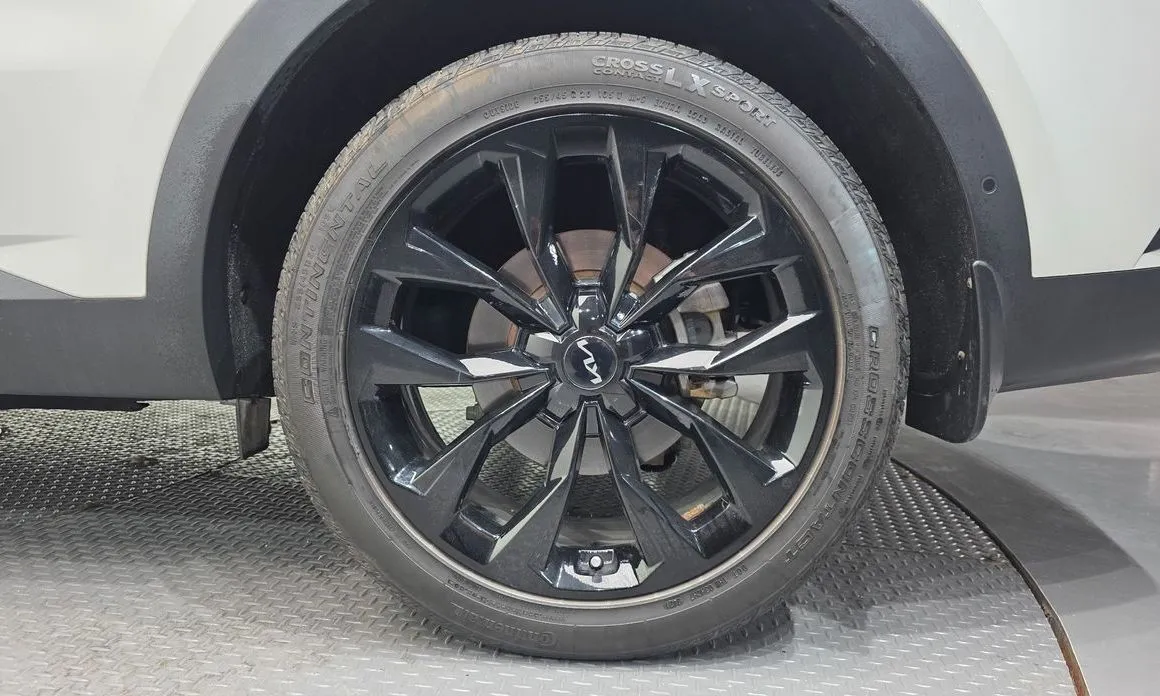 Kia Sorento — фото 9