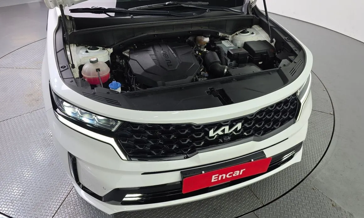 Kia Sorento — фото 8