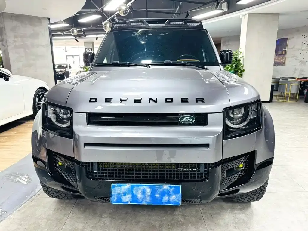 Land Rover Defender — фото 2