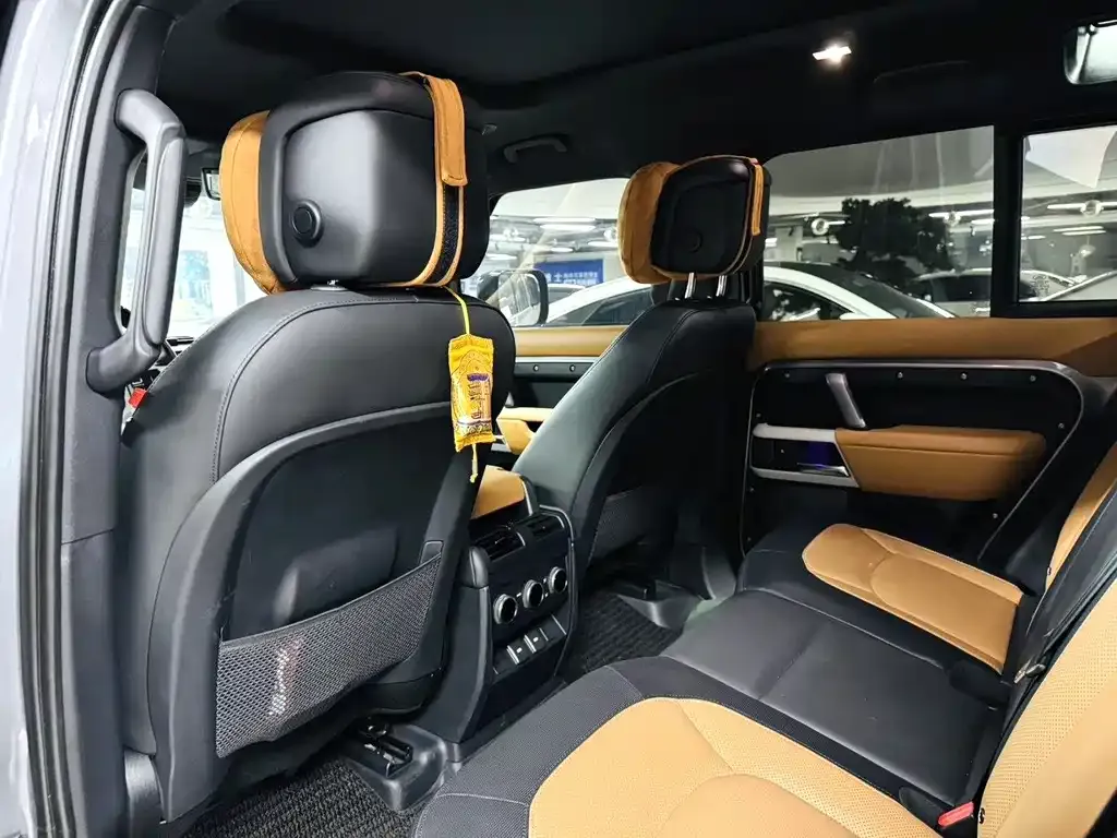 Land Rover Defender — фото 5