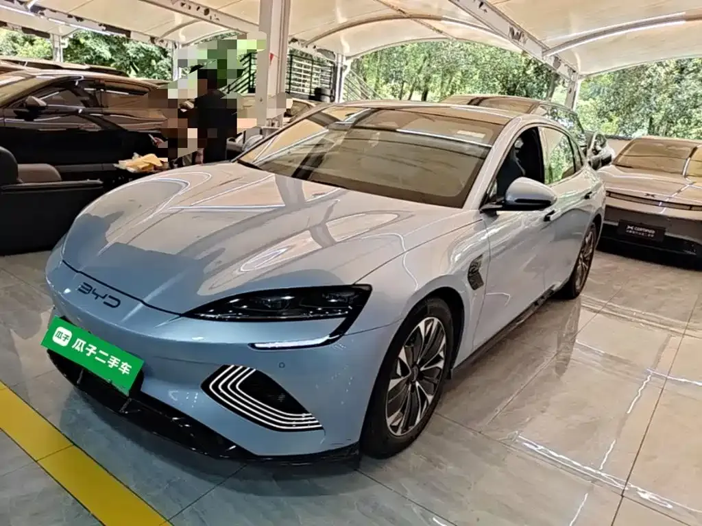 BYD Seal — фото 9