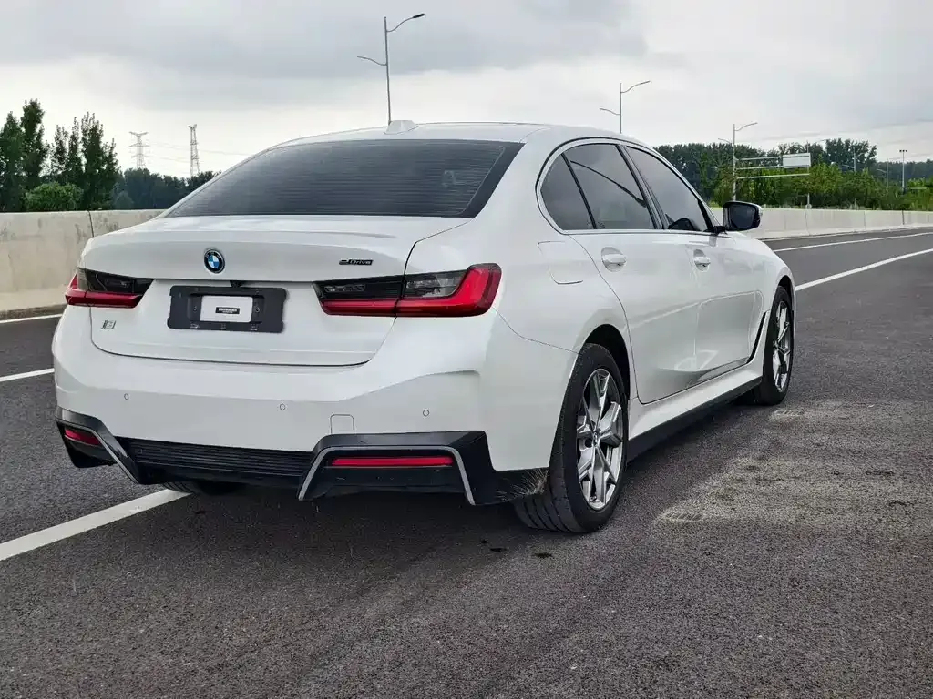 BMW i3 — фото 10