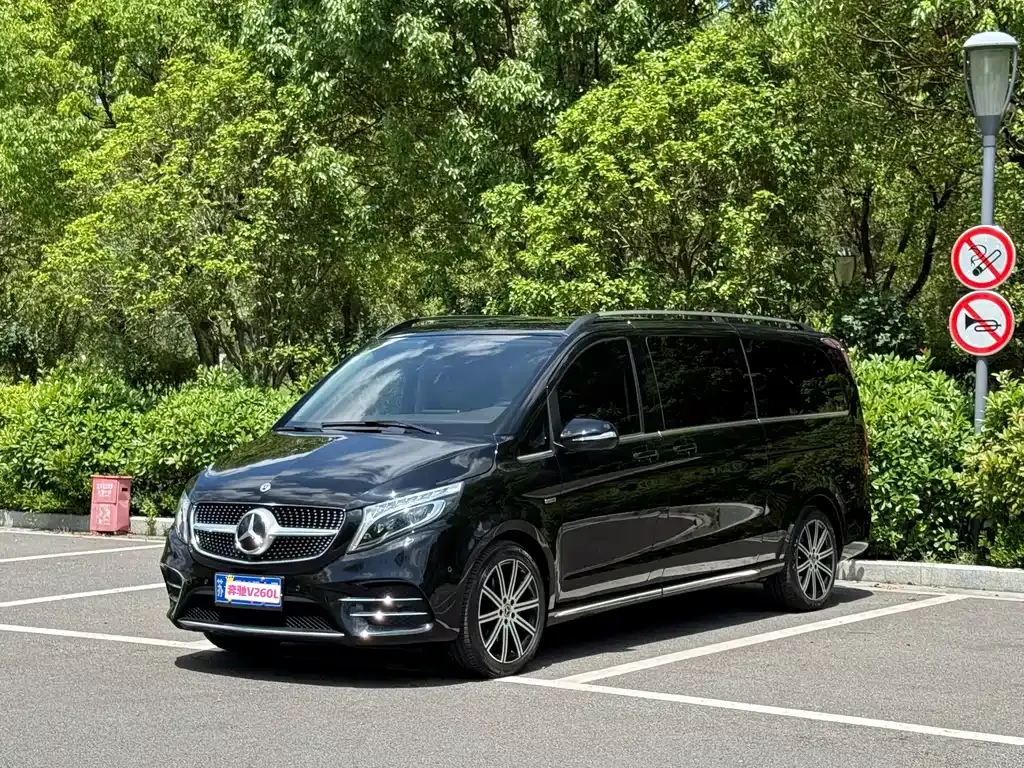 Mercedes-Benz V-Class — фото 7