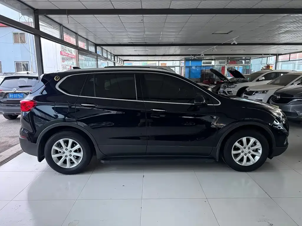 Buick Envision Plus — фото 5