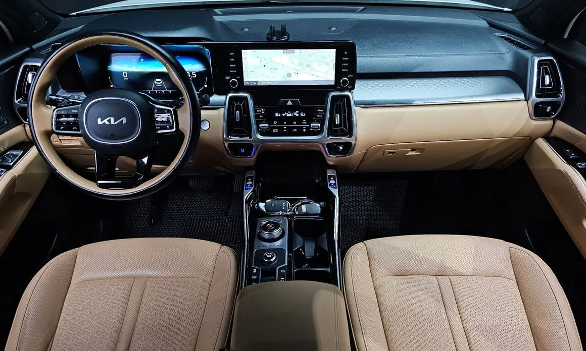 Kia Sorento — фото 6