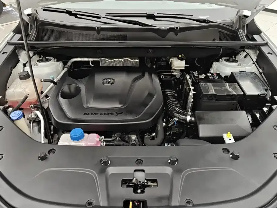 Changan CS75PLUS — фото 10