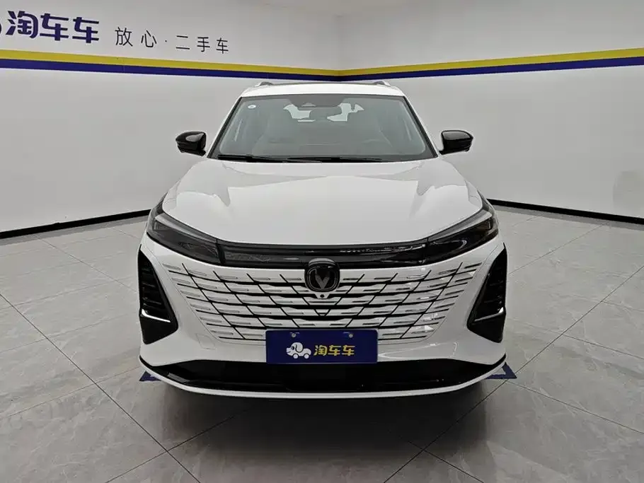 Changan CS75PLUS — фото 9