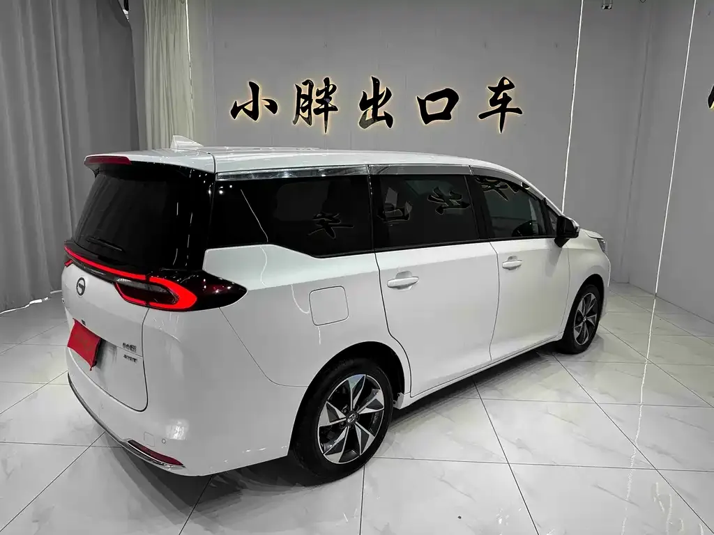 GAC Motor Trumpchi M6 — фото 8