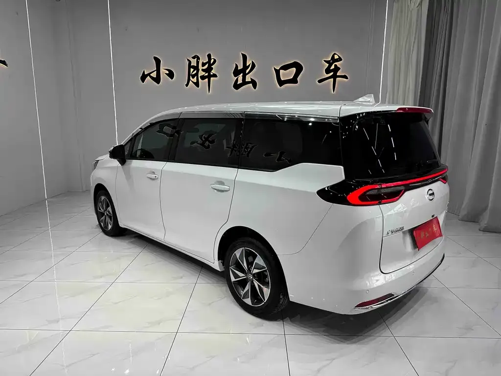 GAC Motor Trumpchi M6 — фото 4