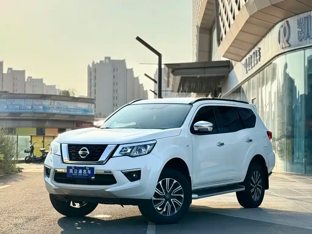 Nissan Terra — фото 1