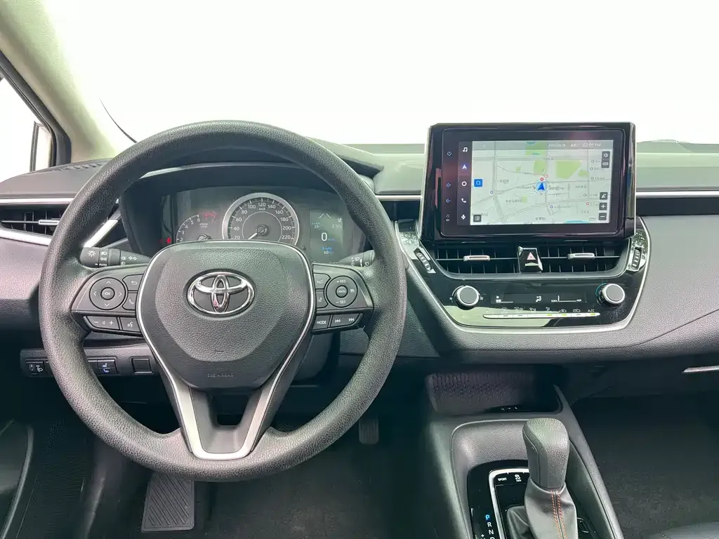 Toyota Corolla — фото 8