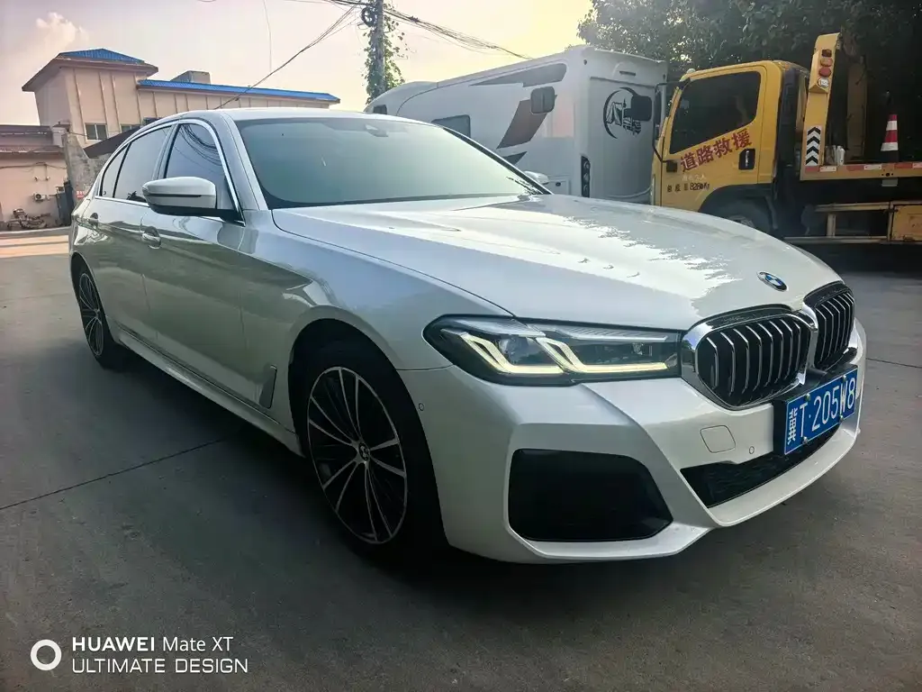 BMW 5 Series — фото 5