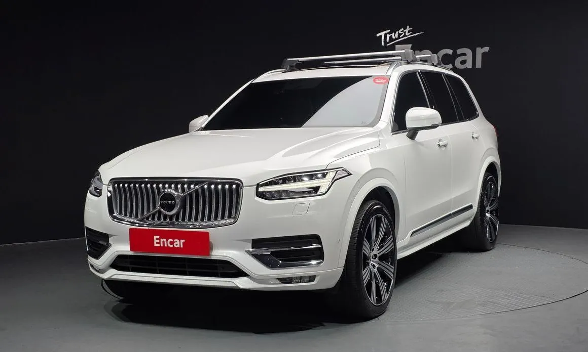 Volvo XC90 — фото 1