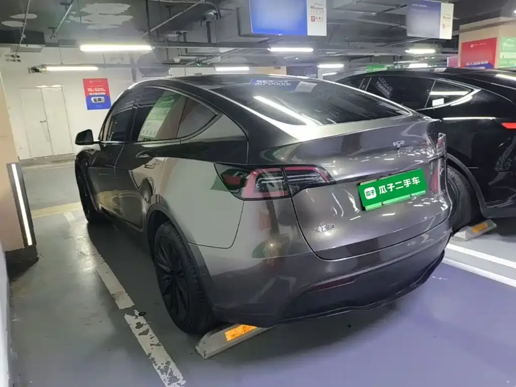 Tesla Model Y — фото 7