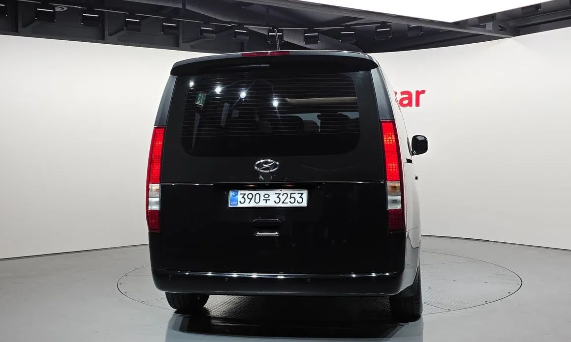 Hyundai Staria — фото 4