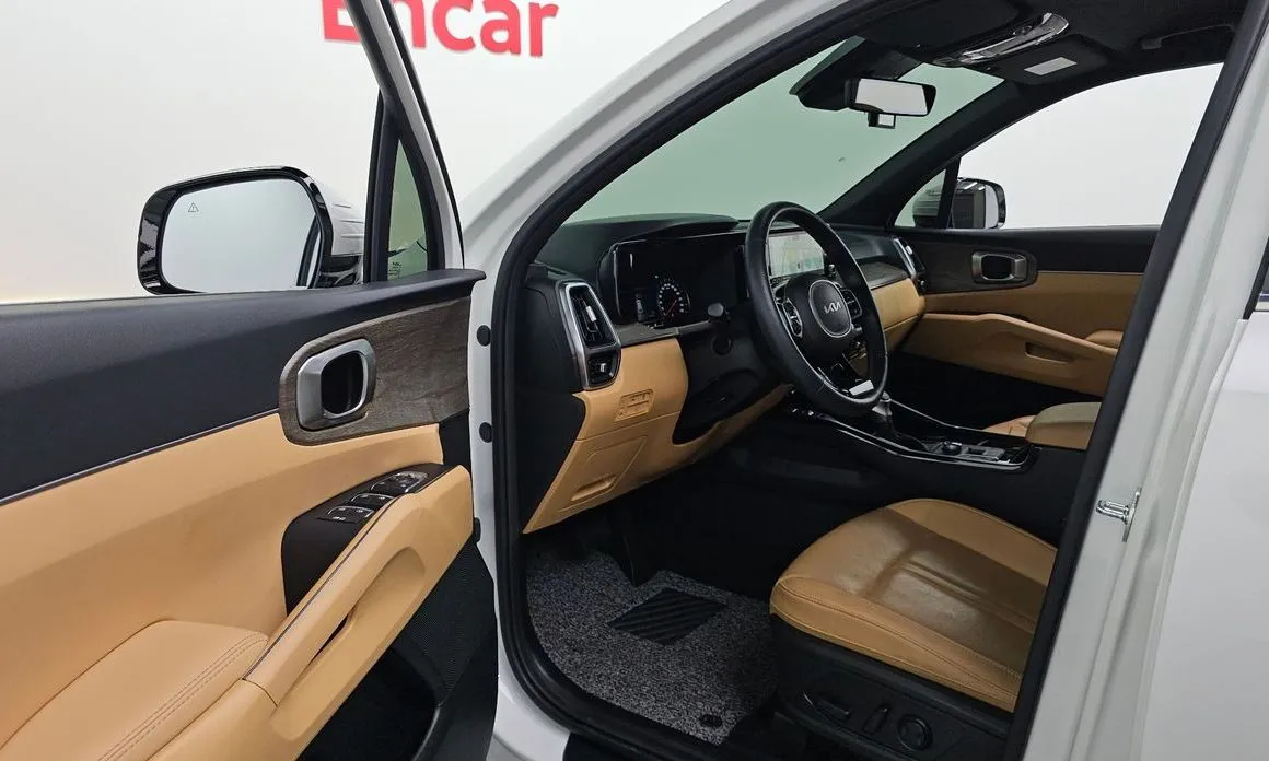 Kia Sorento — фото 6