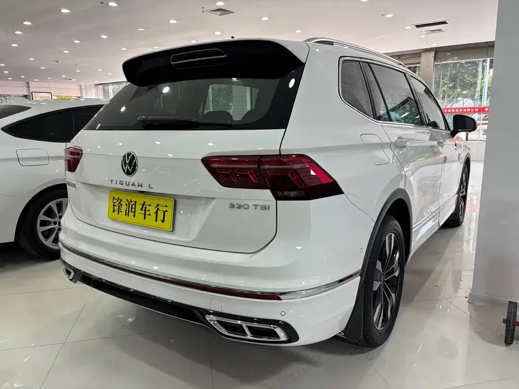Volkswagen Tiguan L — фото 3