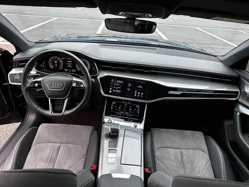 Audi A6L — фото 8