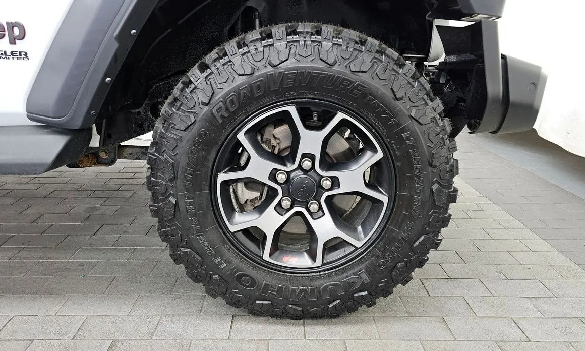 Jeep Wrangler — фото 6