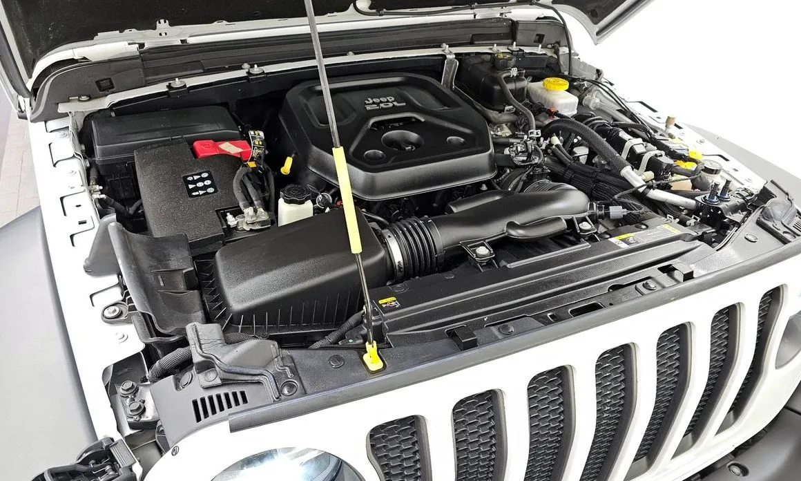 Jeep Wrangler — фото 10