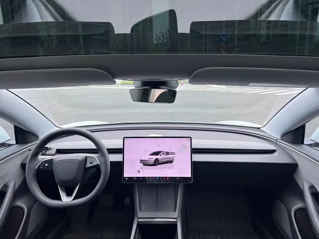 Tesla Model 3 — фото 5