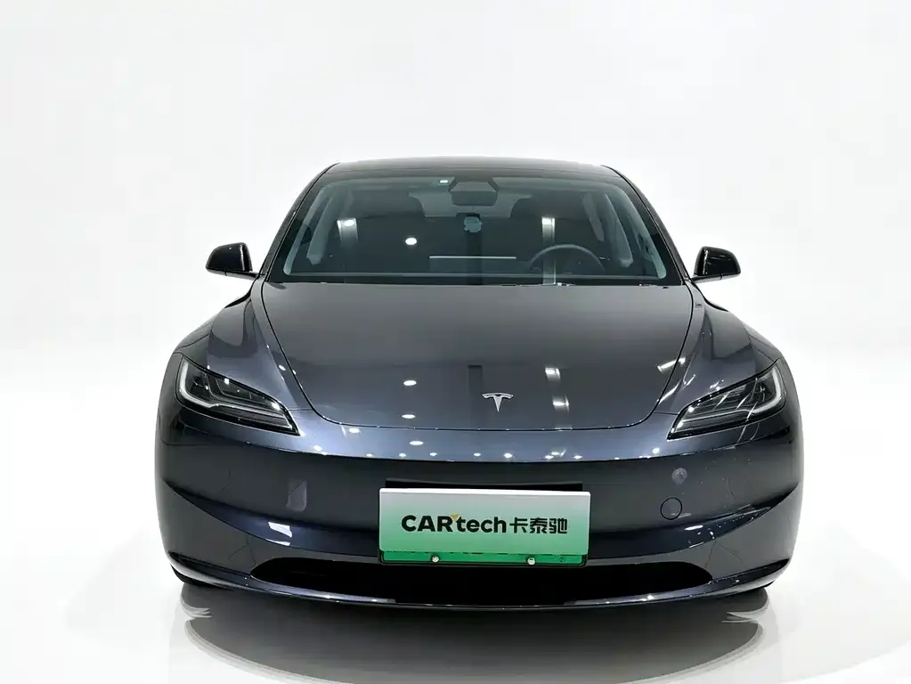 Tesla Model 3 — фото 4