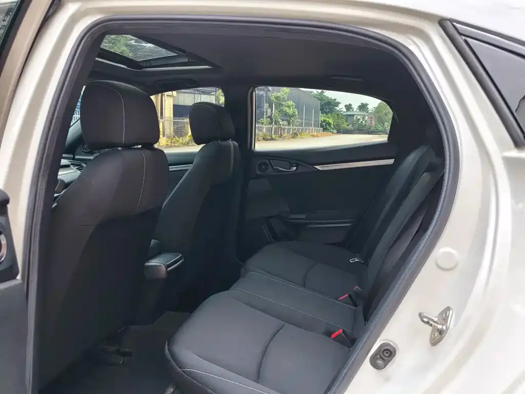 Honda Civic — фото 2