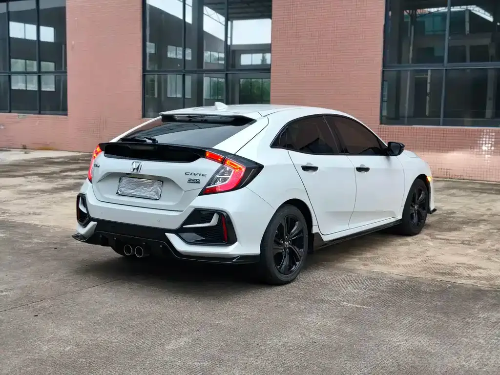 Honda Civic — фото 3