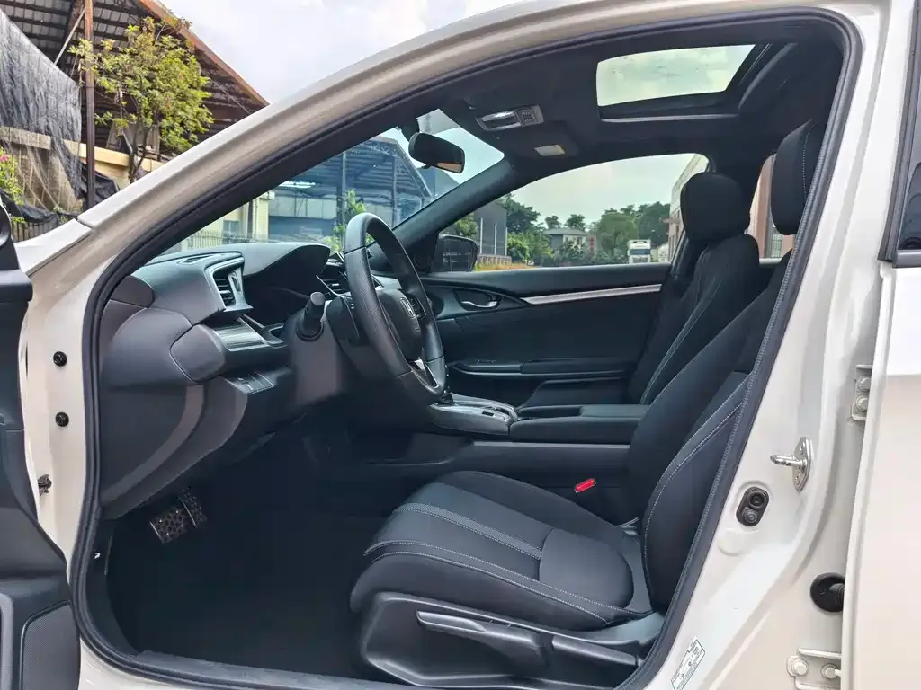 Honda Civic — фото 8