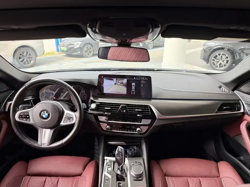 BMW 5 Series New Energy — фото 7