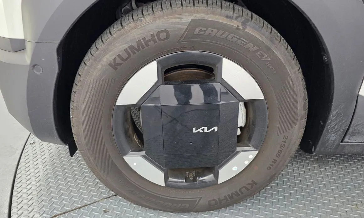 Kia PV5 — фото 9