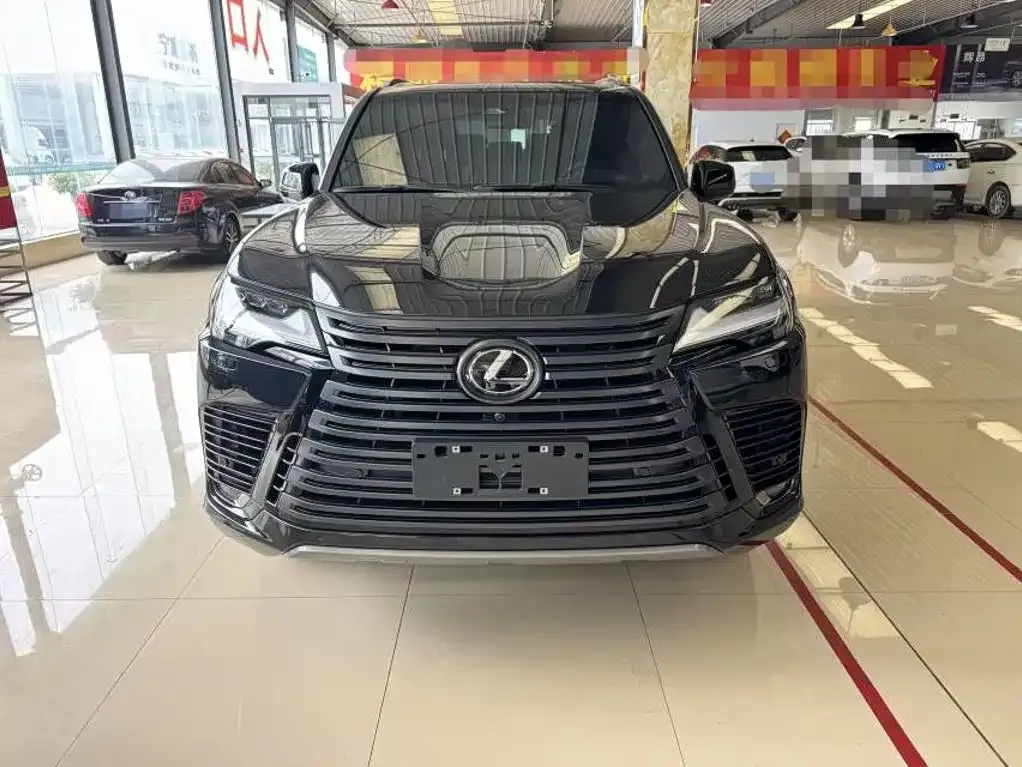 Lexus LX — фото 7