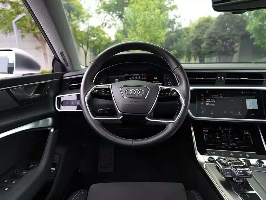 Audi A7L — фото 4